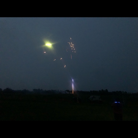 Meet your Posher, Cathren - Picture 1 of 1